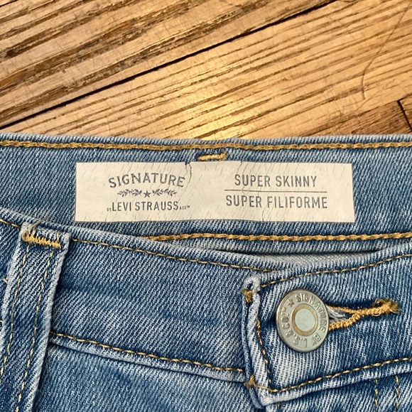 Old Navy and Levi’s Blue Jeans with Distressed Details and Raw Hem - Picture 5 of 15
